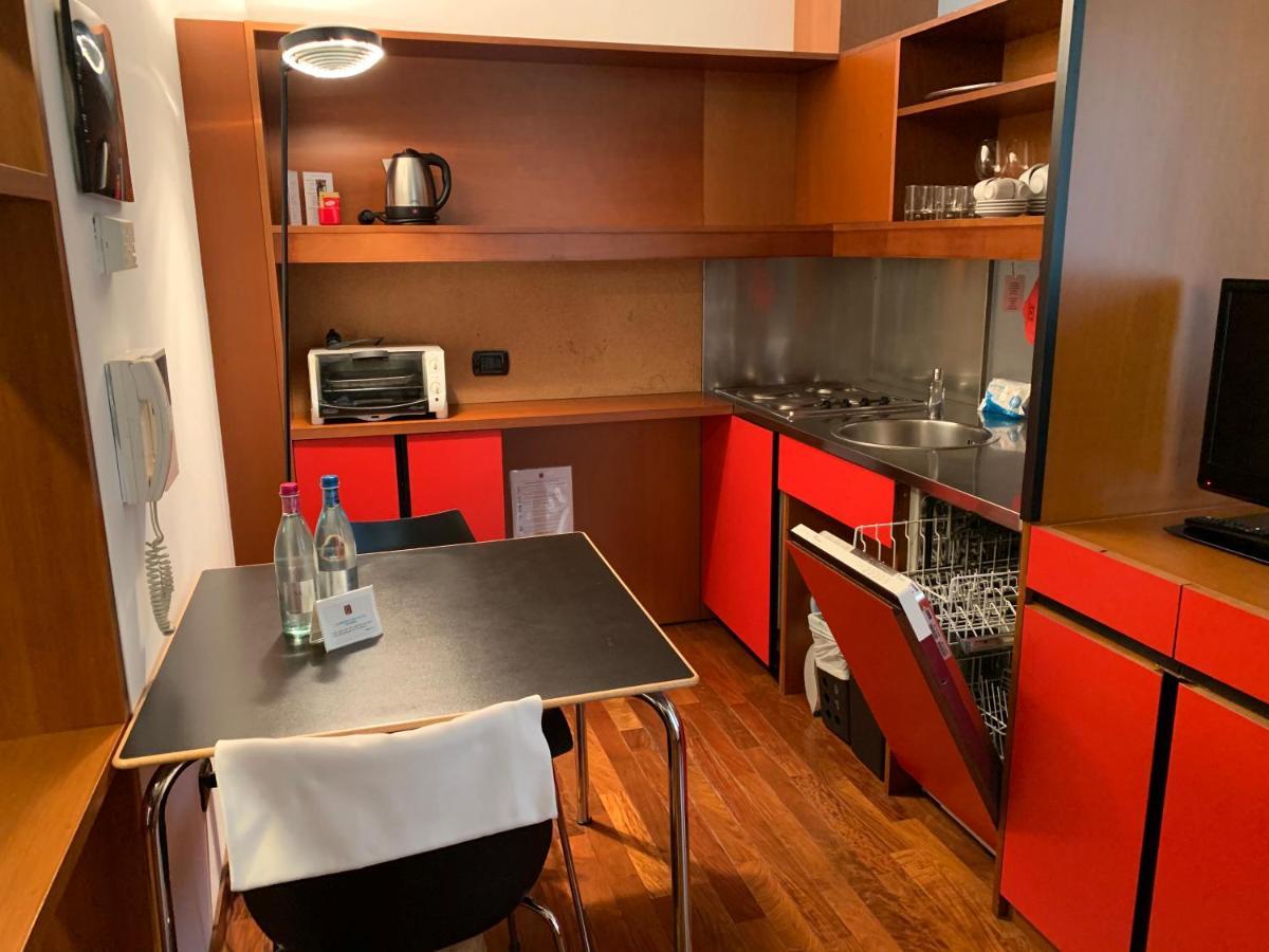 Residence Le Corti Milan Exterior photo