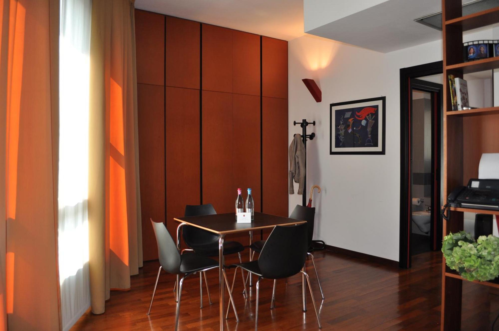 Residence Le Corti Milan Exterior photo
