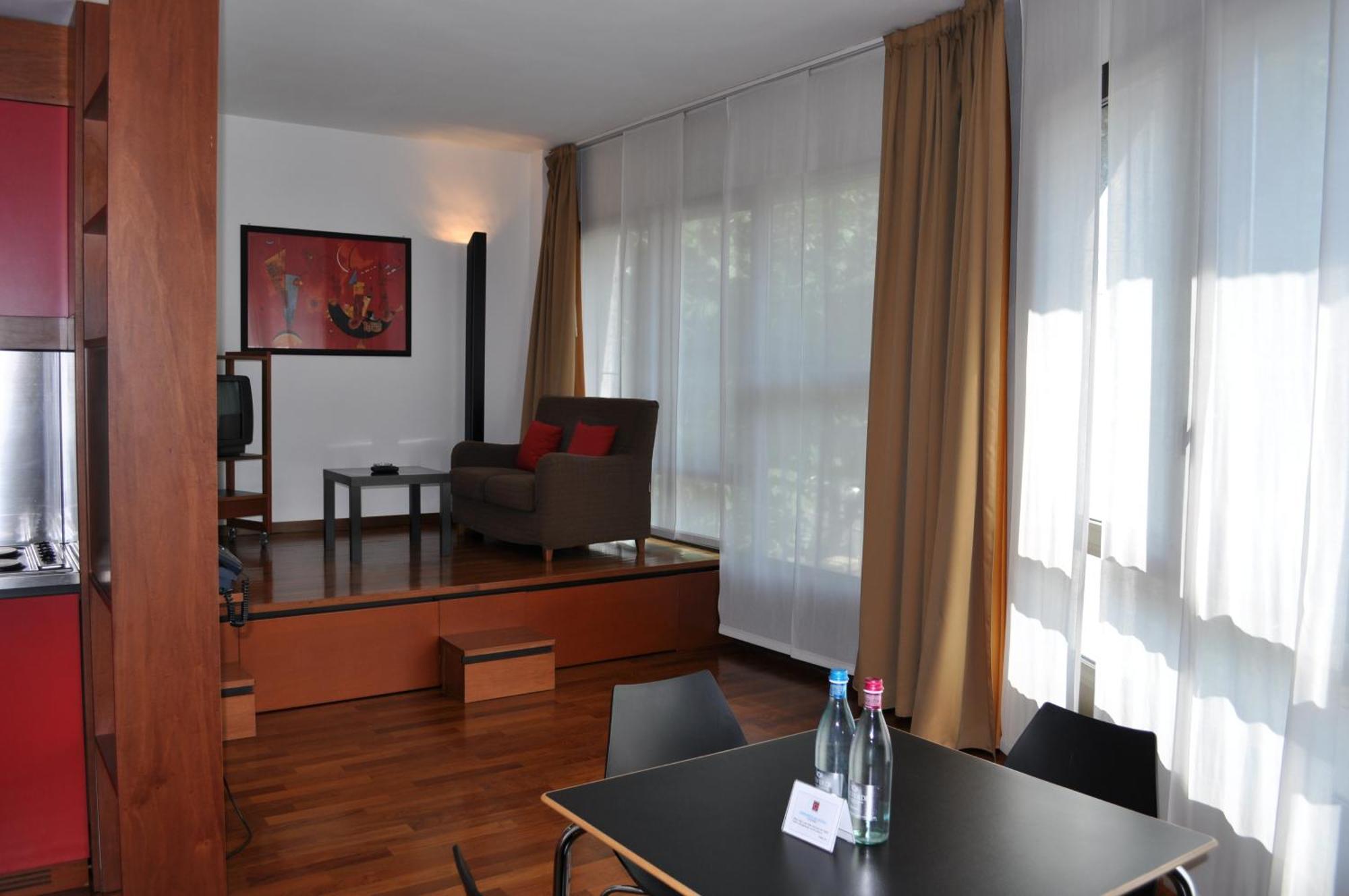 Residence Le Corti Milan Exterior photo